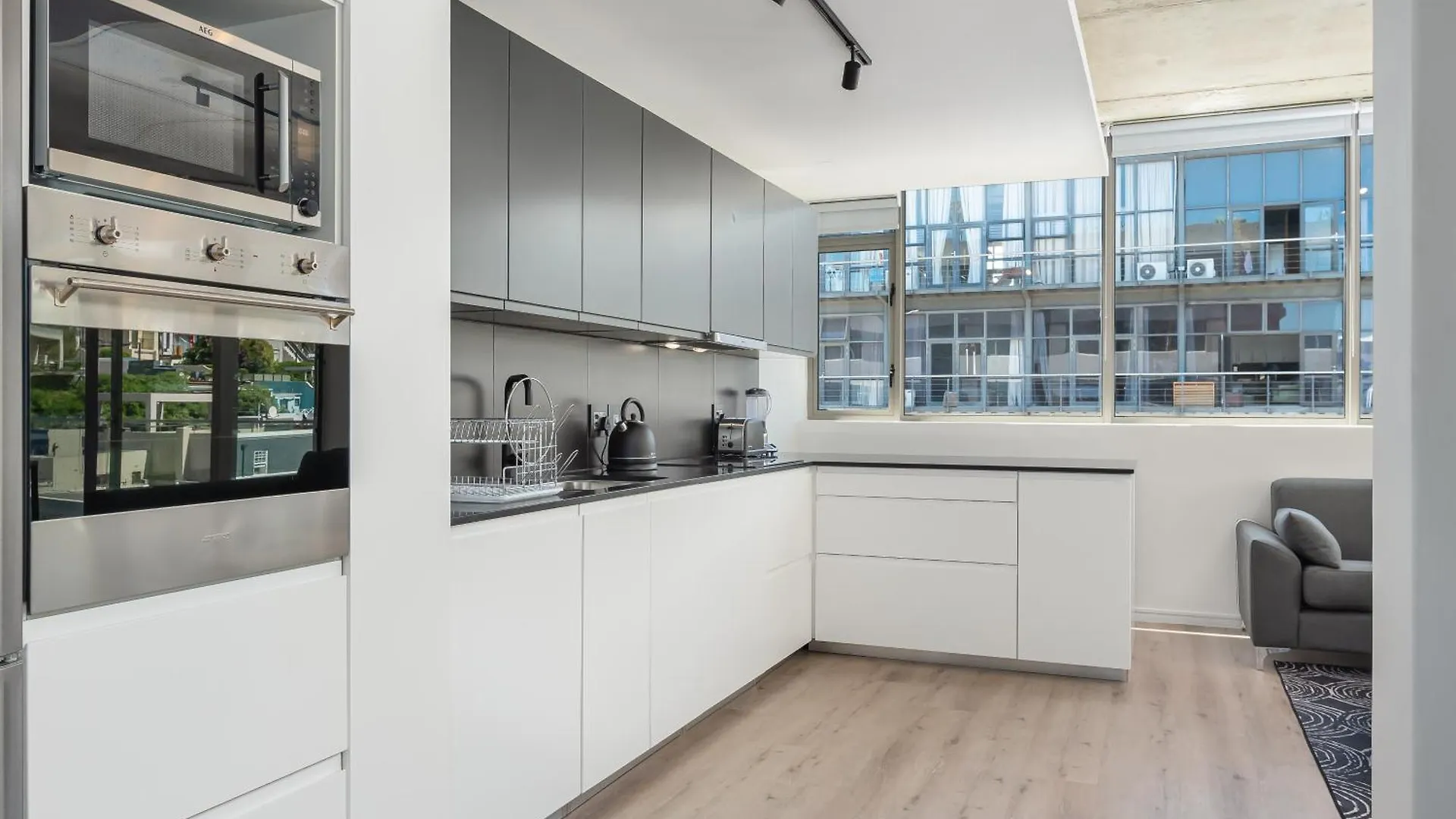 Διαμέρισμα Luxury 2 Bedroom Mountain Views Κέιπ Τάουν Νότια Αφρική